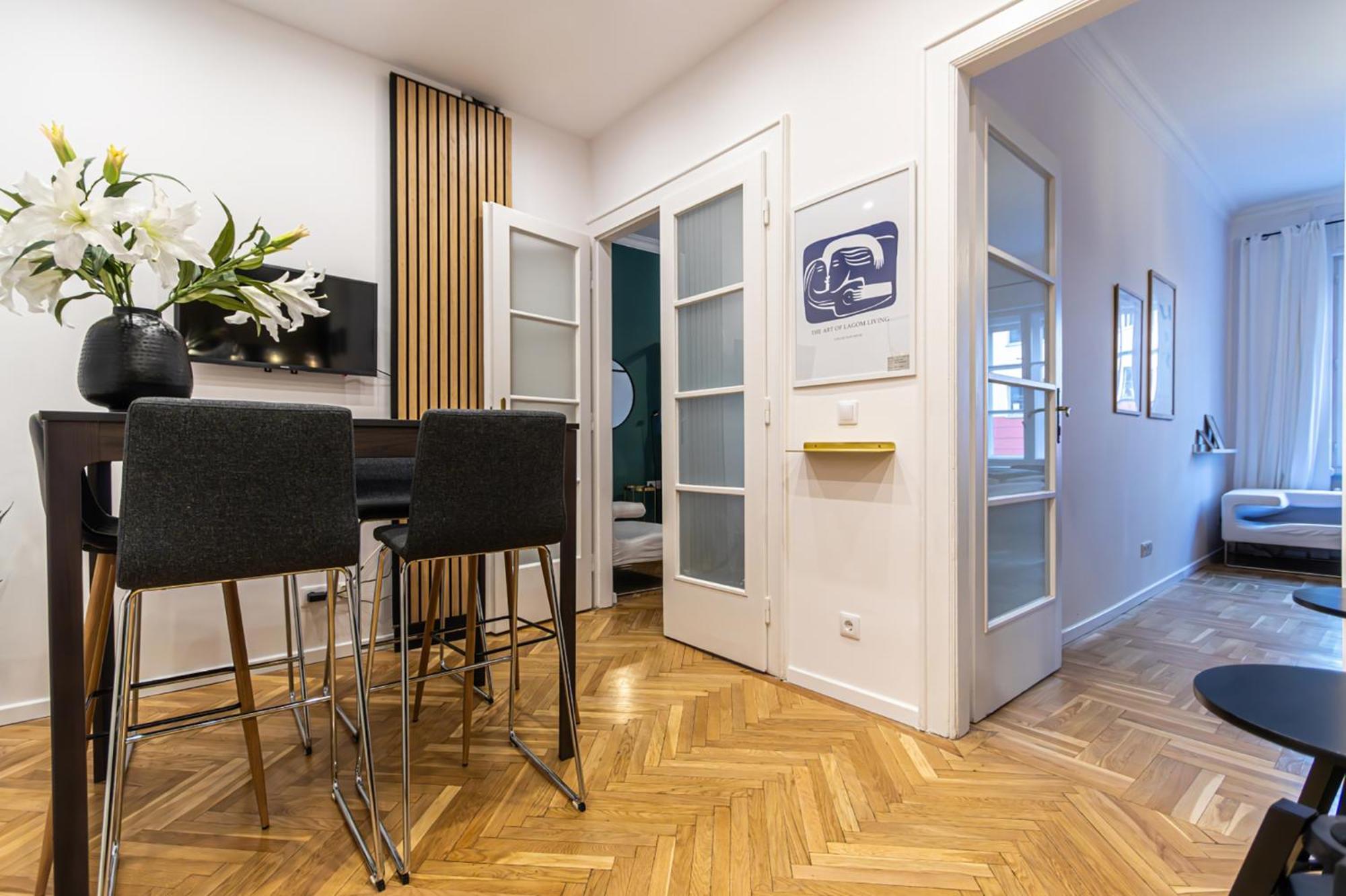 Апартаменти 80 Sqm, 3 Bedrooms, 2 Bathrooms, New *