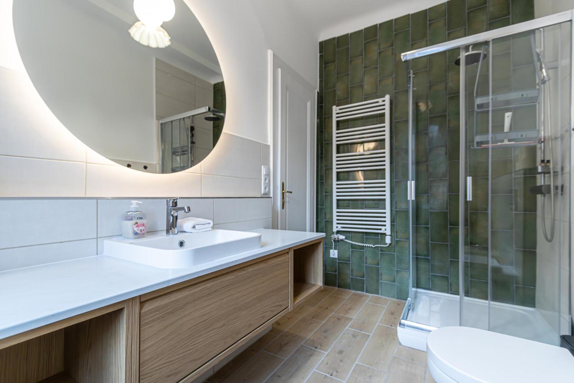 80 Sqm, 3 Bedrooms, 2 Bathrooms, New Апартаменти